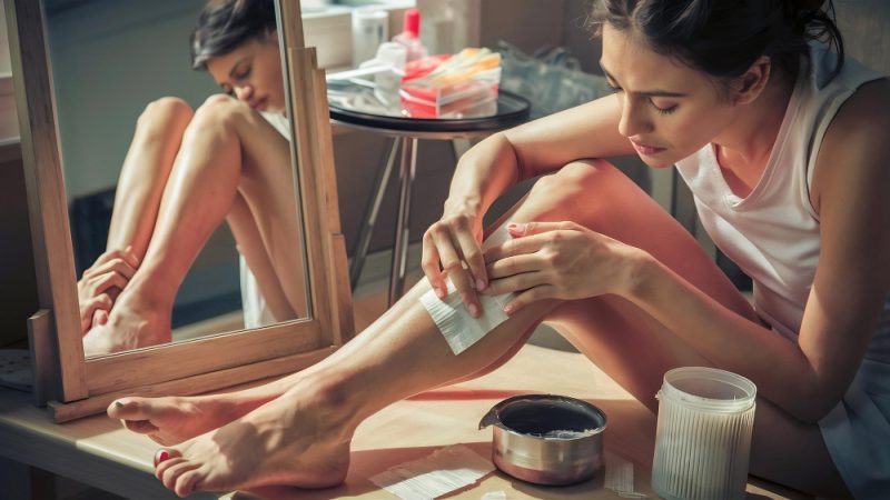 Waxing vs. Shaving: The truth about smooth skin