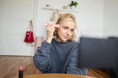Why more women are choosing natural lash extensions for everyday beauty